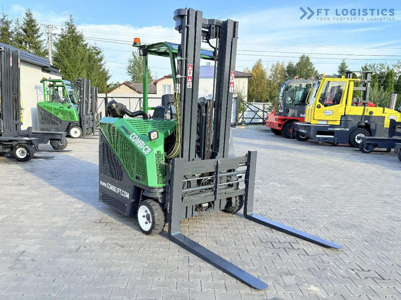 Combilift Combilift C2500CB / TRIPLEX / 5500MM / FREE LIFT / DIESEL / ONLY 3768 MTH / FORK POSITIONER / SIDE SHIFT / NEW TYRES / LIKE NEW - Négyutas tolóoszlopos targoncá: 4 kép. Combilift Combilift C2500CB / TRIPLEX / 5500MM / FREE LIFT / DIESEL / ONLY 3768 MTH / FORK POSITIONER / SIDE SHIFT / NEW TYRES / LIKE NEW - Négyutas tolóoszlopos targoncá: 4 kép.
