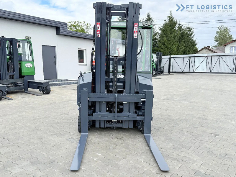 Combilift Combilift CBE2500 / TRIPLEX / 5500MM / FREE LIFT / ELECTRIC DRIVE / ONLY 2300 MTH / FORK POSITIONER / SIDE SHIFT / NEW TYRES / L - Négyutas tolóoszlopos targoncá: 5 kép. Combilift Combilift CBE2500 / TRIPLEX / 5500MM / FREE LIFT / ELECTRIC DRIVE / ONLY 2300 MTH / FORK POSITIONER / SIDE SHIFT / NEW TYRES / L - Négyutas tolóoszlopos targoncá: 5 kép.