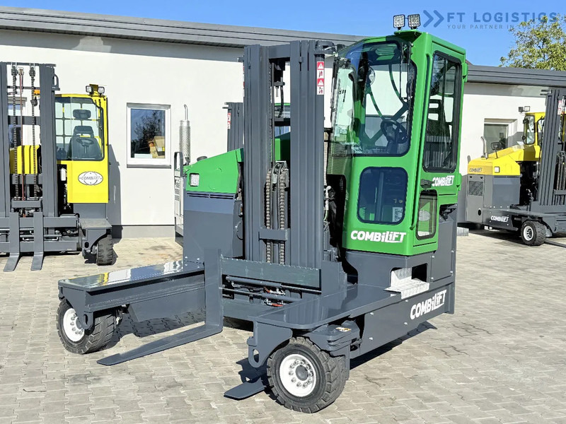 Combilift Combilift FOUR-WAY MULTIDIRECTIONAL FORKLIFT C4500 / DIESEL / TRIPLEX 4900MM / ONLY 4854 HOURS / FORK POSITIONER / FULL CABIN – - Négyutas tolóoszlopos targoncá: 1 kép. Combilift Combilift FOUR-WAY MULTIDIRECTIONAL FORKLIFT C4500 / DIESEL / TRIPLEX 4900MM / ONLY 4854 HOURS / FORK POSITIONER / FULL CABIN – - Négyutas tolóoszlopos targoncá: 1 kép.