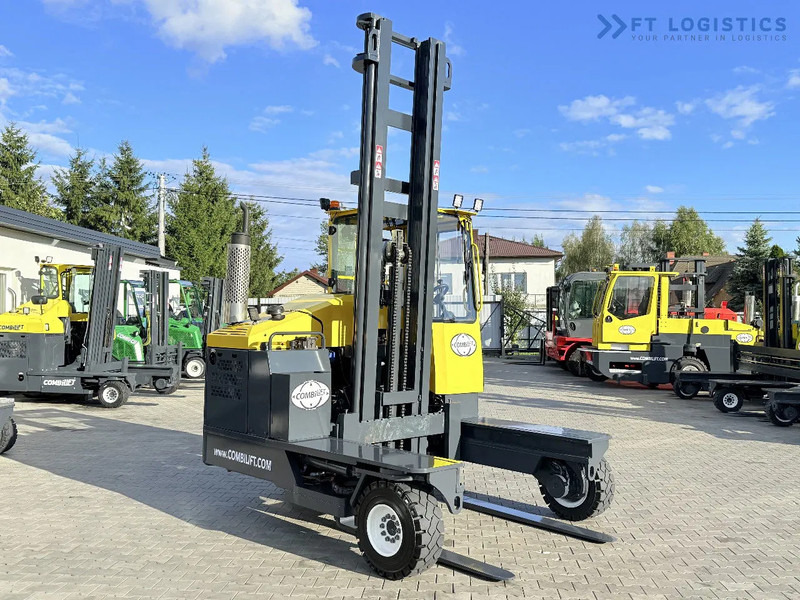 Combilift Combilift FOUR-WAY MULTIDIRECTIONAL FORKLIFT C5000XL / GAS / DUPLEX 6000MM / ONLY 3479 HOURS / SIDE SHIFT / FULL CABIN / PERFECT - Négyutas tolóoszlopos targoncá: 4 kép. Combilift Combilift FOUR-WAY MULTIDIRECTIONAL FORKLIFT C5000XL / GAS / DUPLEX 6000MM / ONLY 3479 HOURS / SIDE SHIFT / FULL CABIN / PERFECT - Négyutas tolóoszlopos targoncá: 4 kép.