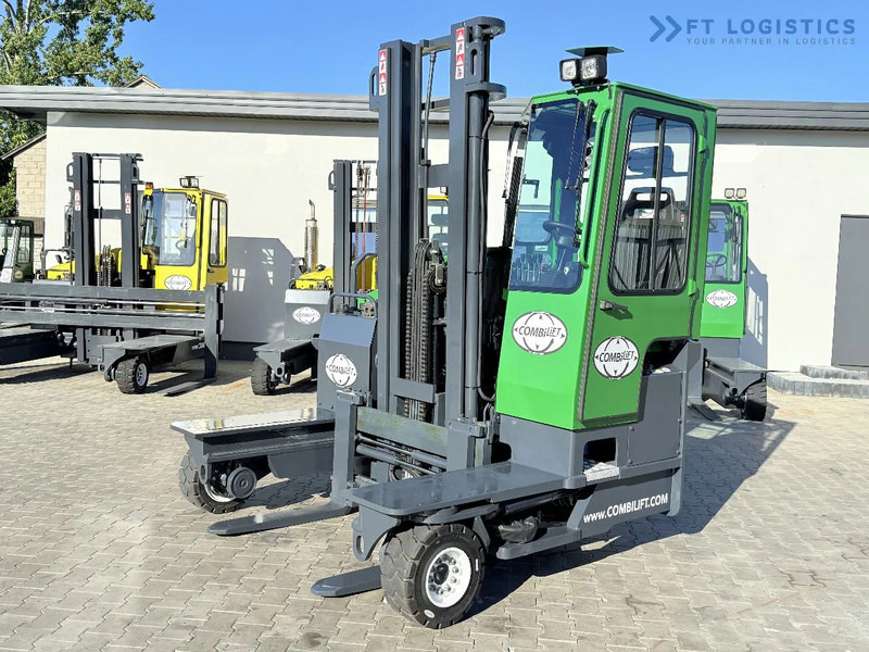 Combilift Combilift Four-Way Multi-Directional Forklift C3500 / Diesel / Duplex 4100 mm / Only 1532 Operating Hours / Fork Positioner / Fu - Négyutas tolóoszlopos targoncá: 1 kép. Combilift Combilift Four-Way Multi-Directional Forklift C3500 / Diesel / Duplex 4100 mm / Only 1532 Operating Hours / Fork Positioner / Fu - Négyutas tolóoszlopos targoncá: 1 kép.