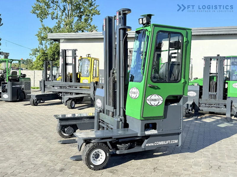 Combilift Combilift Four-Way Multi-Directional Forklift C3500 / Diesel / Duplex 4100 mm / Only 1532 Operating Hours / Fork Positioner / Fu - Négyutas tolóoszlopos targoncá: 2 kép. Combilift Combilift Four-Way Multi-Directional Forklift C3500 / Diesel / Duplex 4100 mm / Only 1532 Operating Hours / Fork Positioner / Fu - Négyutas tolóoszlopos targoncá: 2 kép.