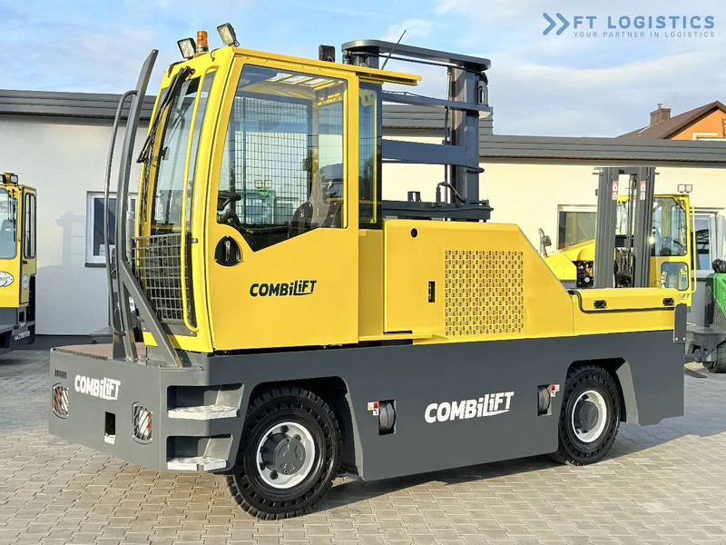 Combilift Combilift SIDE LOADER / C5000FSL / DIESEL / DUPLEX 4100MM / ONLY 2573 HOURS / FULL CABIN / PERFECT CONDITION / NEW TYRES / Wide - Oldalrakodó targoncá: 2 kép. Combilift Combilift SIDE LOADER / C5000FSL / DIESEL / DUPLEX 4100MM / ONLY 2573 HOURS / FULL CABIN / PERFECT CONDITION / NEW TYRES / Wide - Oldalrakodó targoncá: 2 kép.