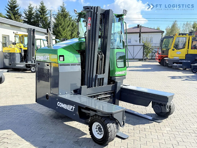 Combilift FOUR-WAY / MULTI-DIRECTIONAL FORKLIFT C4500 / DIESEL / TRIPLEX 4900MM / ONLY 4160 WORKING HOURS / FORK POSITIONER / FULL CABIN W - Négyutas tolóoszlopos targoncá: 5 kép. Combilift FOUR-WAY / MULTI-DIRECTIONAL FORKLIFT C4500 / DIESEL / TRIPLEX 4900MM / ONLY 4160 WORKING HOURS / FORK POSITIONER / FULL CABIN W - Négyutas tolóoszlopos targoncá: 5 kép.