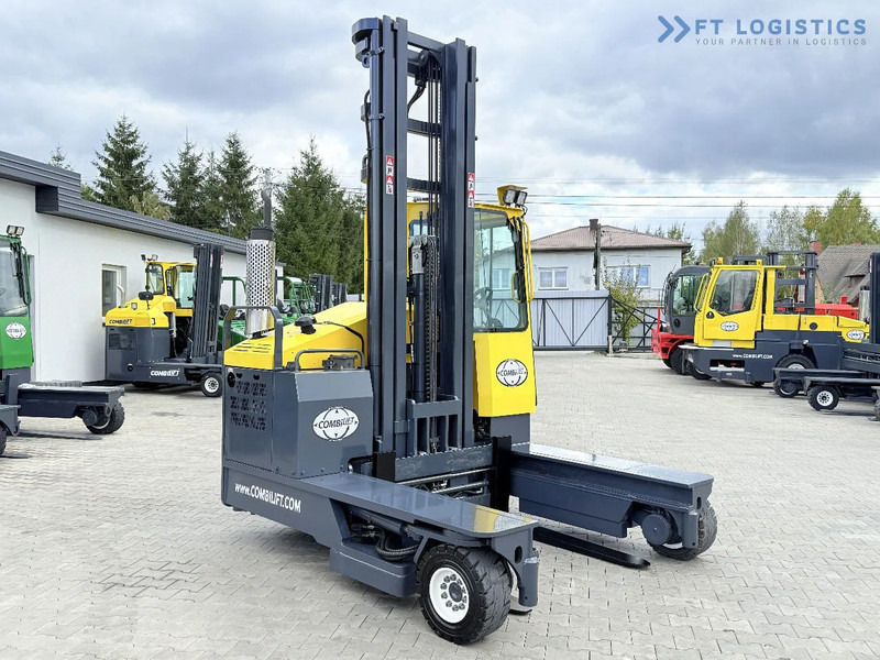 Combilift FOUR-WAY / MULTI-DIRECTIONAL FORKLIFT / C5000 / DIESEL / TRIPLEX 7600MM / FULL FREE LIFT / FORK POSITIONER / HEATING / FULL HEAT - Négyutas tolóoszlopos targoncá: 5 kép. Combilift FOUR-WAY / MULTI-DIRECTIONAL FORKLIFT / C5000 / DIESEL / TRIPLEX 7600MM / FULL FREE LIFT / FORK POSITIONER / HEATING / FULL HEAT - Négyutas tolóoszlopos targoncá: 5 kép.