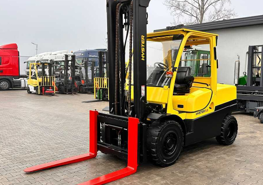 Hyster H5.5FT - Diesel -Only 5156 hours-Excellent condition - Dízel targonca: 1 kép. Hyster H5.5FT - Diesel -Only 5156 hours-Excellent condition - Dízel targonca: 1 kép.