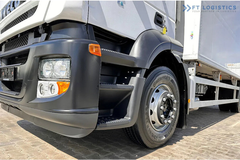 Iveco Stralis 420 STRALIS 420 / Refrigerated Truck / Carrier Supra 950 / 19 Pallets / Tail Lift / Tires - Hűtős teherautó: 4 kép. Iveco Stralis 420 STRALIS 420 / Refrigerated Truck / Carrier Supra 950 / 19 Pallets / Tail Lift / Tires - Hűtős teherautó: 4 kép.