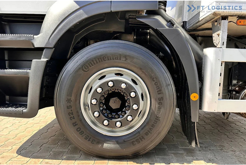 Iveco Stralis 420 STRALIS 420 / Refrigerated Truck / Carrier Supra 950 / 19 Pallets / Tail Lift / Tires - Hűtős teherautó: 5 kép. Iveco Stralis 420 STRALIS 420 / Refrigerated Truck / Carrier Supra 950 / 19 Pallets / Tail Lift / Tires - Hűtős teherautó: 5 kép.