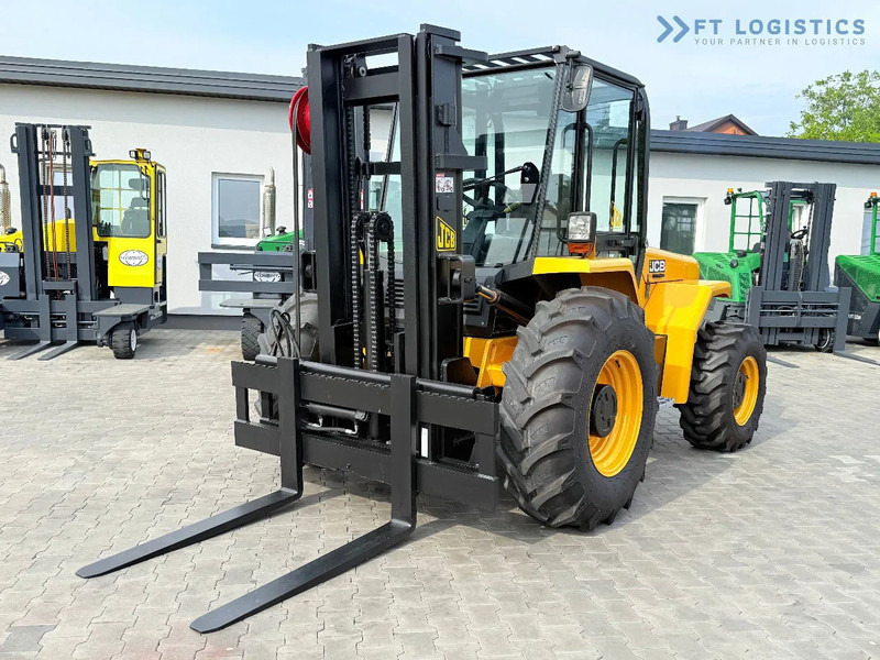 JCB 940 / DIESEL / TRIPLEX 4500MM / FORK POSITIONER / SIDE SHIFT / 4T / NEW TYRES / LIKE NEW 940 / DIESEL / TRIPLEX 4500MM / FORK PO - Terepjáró képességű targoncá: 3 kép. JCB 940 / DIESEL / TRIPLEX 4500MM / FORK POSITIONER / SIDE SHIFT / 4T / NEW TYRES / LIKE NEW 940 / DIESEL / TRIPLEX 4500MM / FORK PO - Terepjáró képességű targoncá: 3 kép.