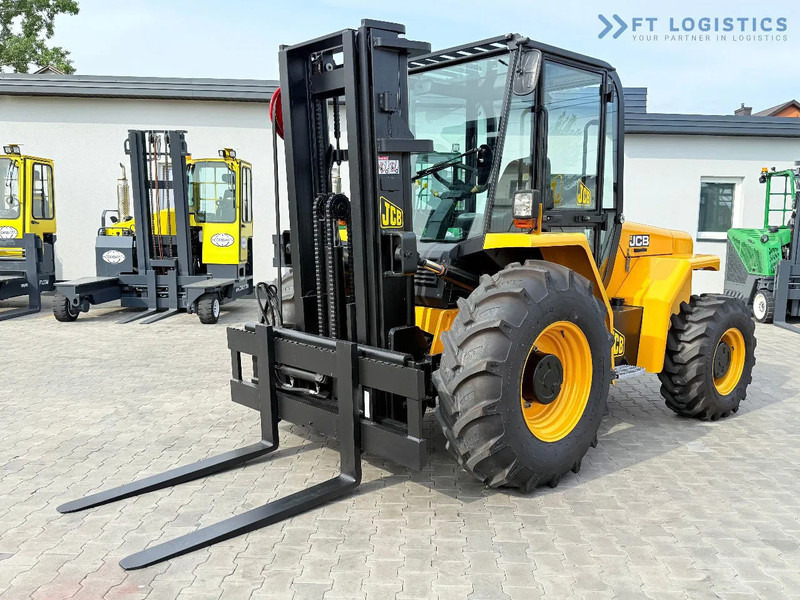 JCB 940 / DIESEL / TRIPLEX 4500MM / FORK POSITIONER / SIDE SHIFT / 4T / NEW TYRES / LIKE NEW 940 / DIESEL / TRIPLEX 4500MM / FORK PO - Terepjáró képességű targoncá: 1 kép. JCB 940 / DIESEL / TRIPLEX 4500MM / FORK POSITIONER / SIDE SHIFT / 4T / NEW TYRES / LIKE NEW 940 / DIESEL / TRIPLEX 4500MM / FORK PO - Terepjáró képességű targoncá: 1 kép.