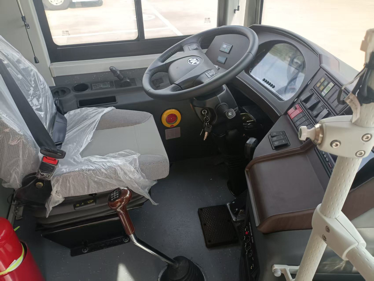 ANKAI - Távolsági busz: 3 kép. ANKAI - Távolsági busz: 3 kép.