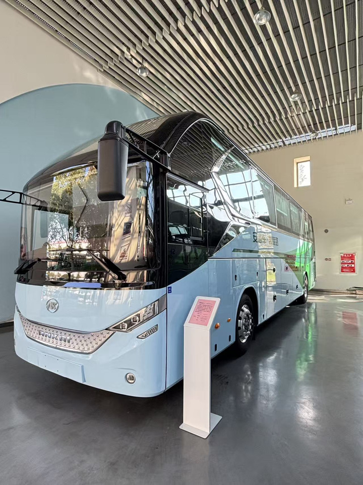 ANKAI N12 - Távolsági busz: 3 kép. ANKAI N12 - Távolsági busz: 3 kép.