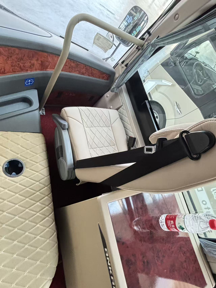 ANKAI k73 - Városi busz: 5 kép. ANKAI k73 - Városi busz: 5 kép.