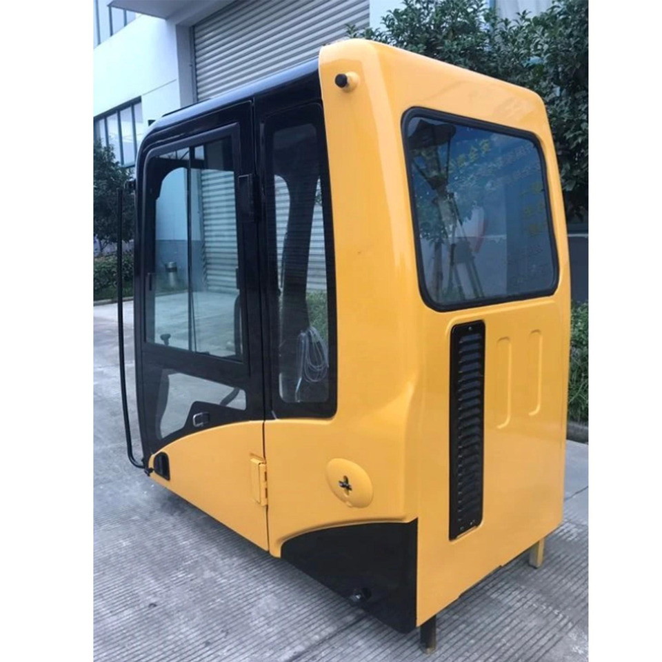 CATERPILLAR 320C 320D - Fülke - Kotrógép: 2 kép. CATERPILLAR 320C 320D - Fülke - Kotrógép: 2 kép.