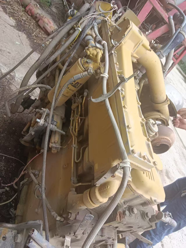CATERPILLAR 3406 - Motor - Kotrógép: 4 kép. CATERPILLAR 3406 - Motor - Kotrógép: 4 kép.