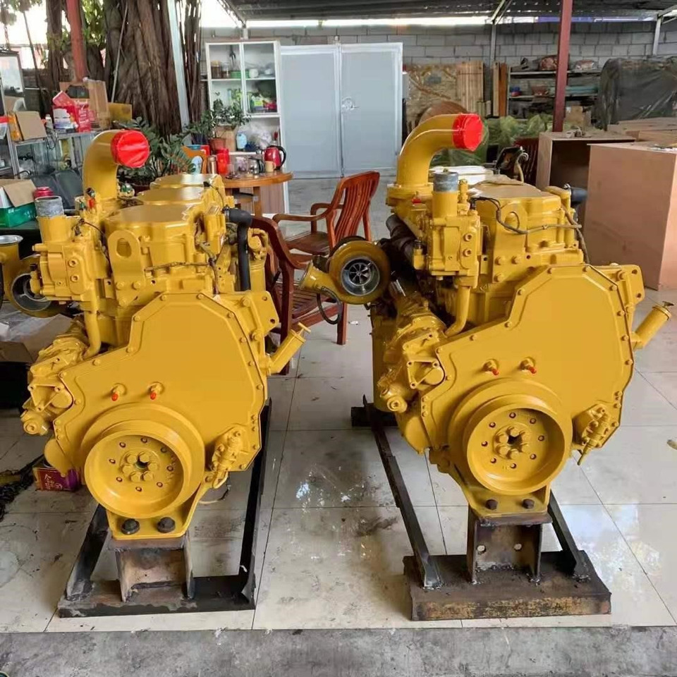 CATERPILLAR C10 - Motor - Kotrógép: 1 kép. CATERPILLAR C10 - Motor - Kotrógép: 1 kép.