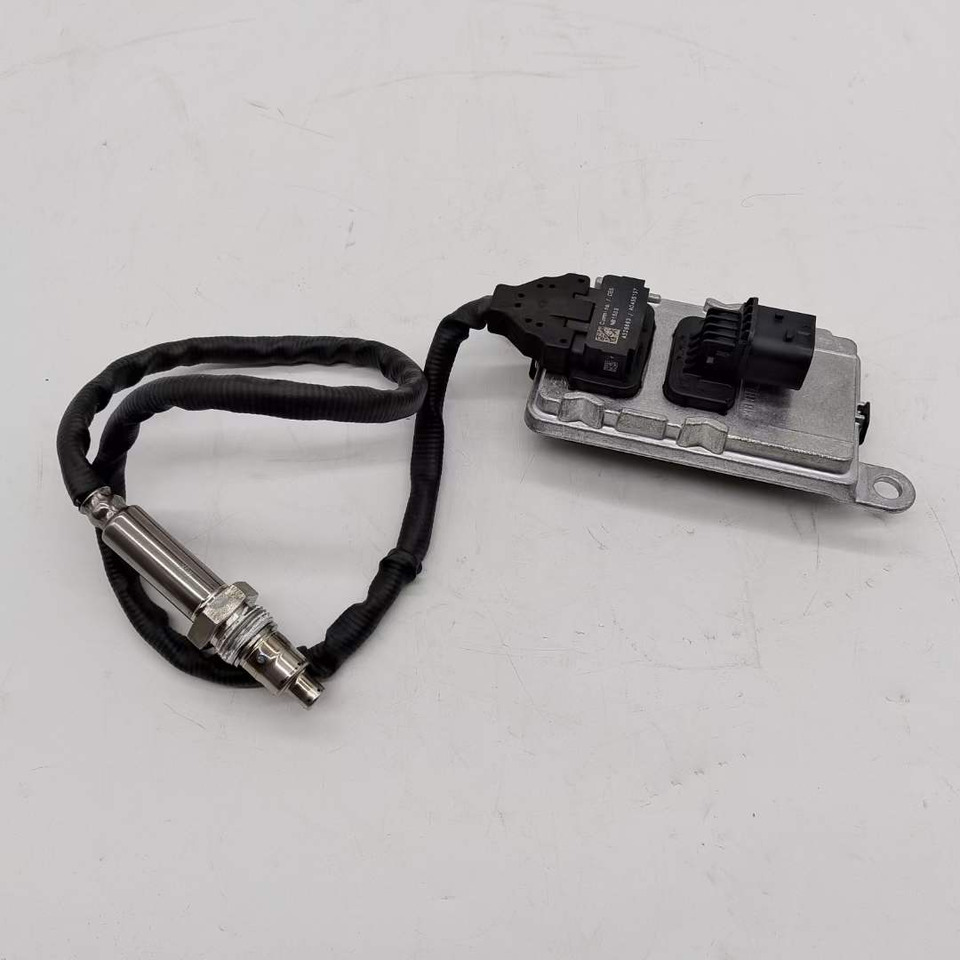CUMMINS 4326823 - Érzékelő - Építőipari gépek: 5 kép. CUMMINS 4326823 - Érzékelő - Építőipari gépek: 5 kép.