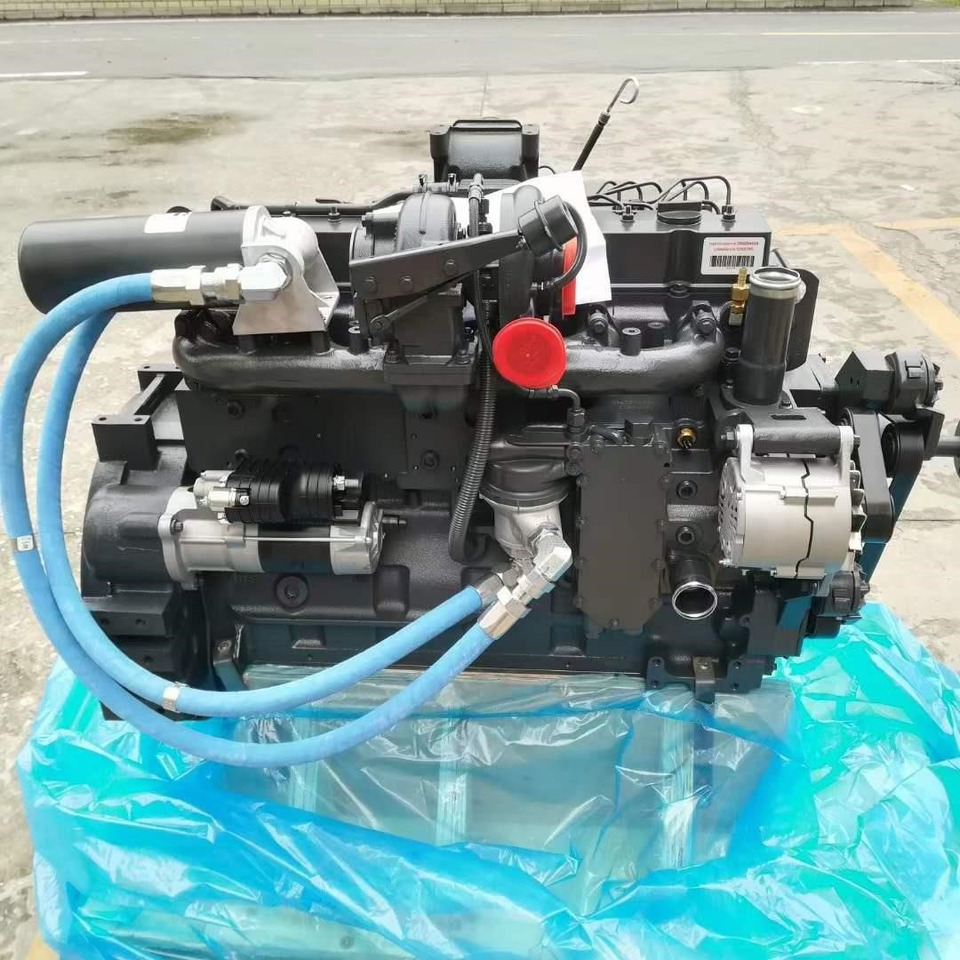 CUMMINS 6CT8.3 - Motor - Kotrógép: 3 kép. CUMMINS 6CT8.3 - Motor - Kotrógép: 3 kép.