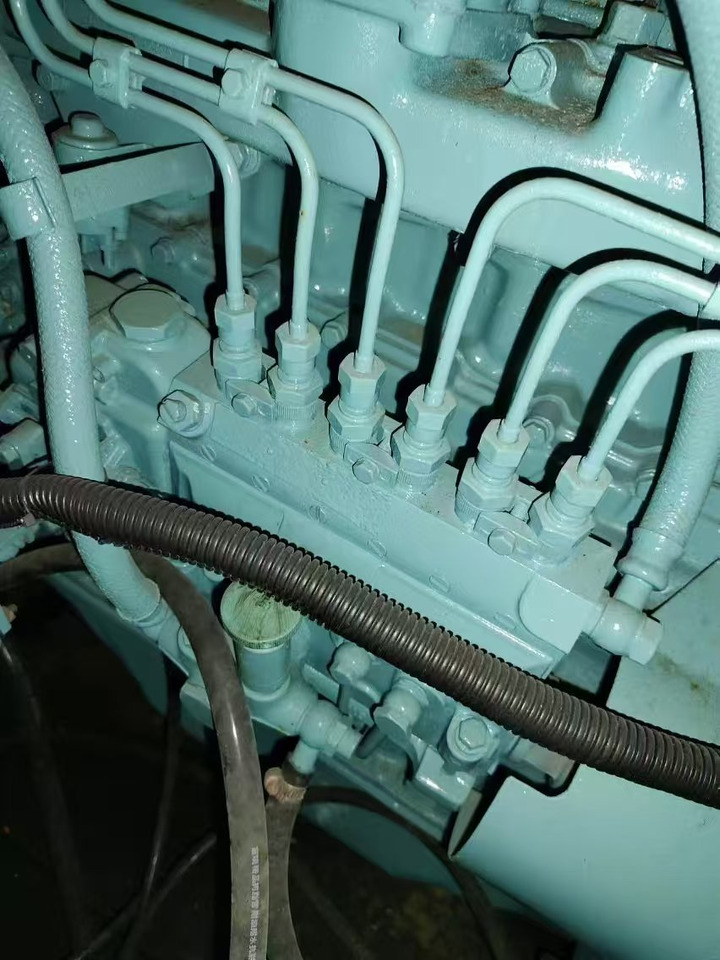 Denyo 60KW - Áramfejlesztő: 5 kép. Denyo 60KW - Áramfejlesztő: 5 kép.