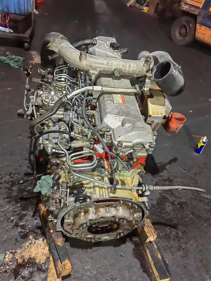 HINO J08E - Motor: 4 kép. HINO J08E - Motor: 4 kép.