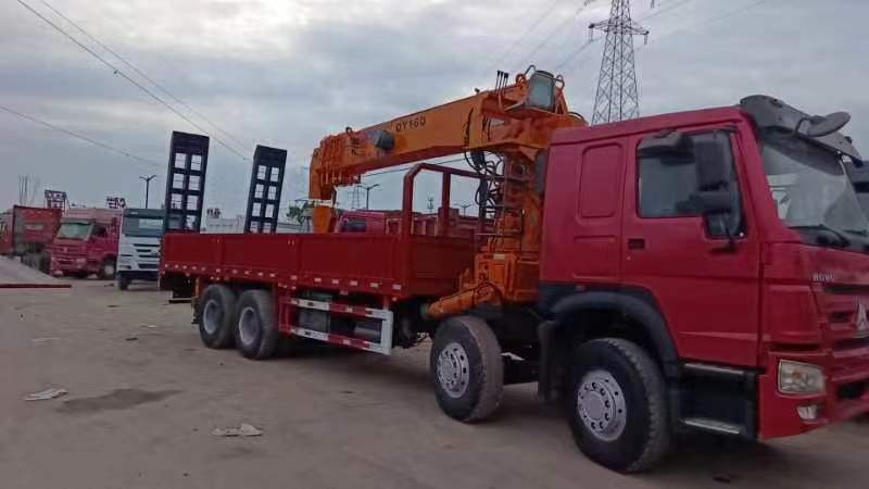 HOWO XCMG HOWO 375 chassis ,XCMG QY16D - Darus autó: 2 kép. HOWO XCMG HOWO 375 chassis ,XCMG QY16D - Darus autó: 2 kép.