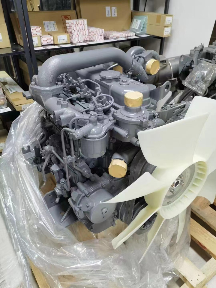 ISUZU 4BG1 - Motor - Kotrógép: 1 kép. ISUZU 4BG1 - Motor - Kotrógép: 1 kép.