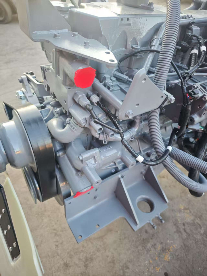 Motor - Minikotró ISUZU 6HK1: 7 kép.