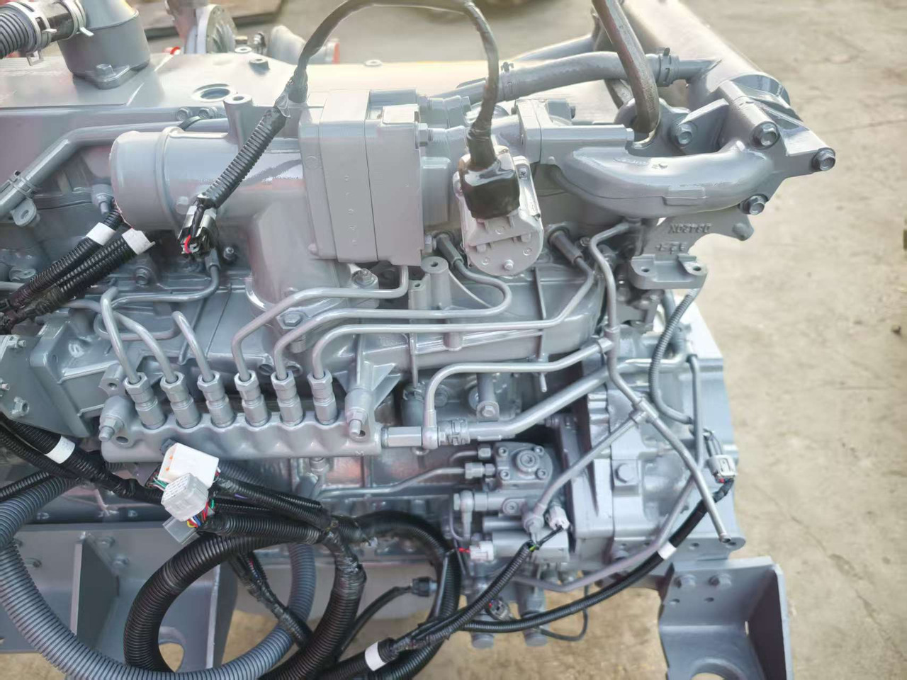Motor - Minikotró ISUZU 6HK1: 6 kép.