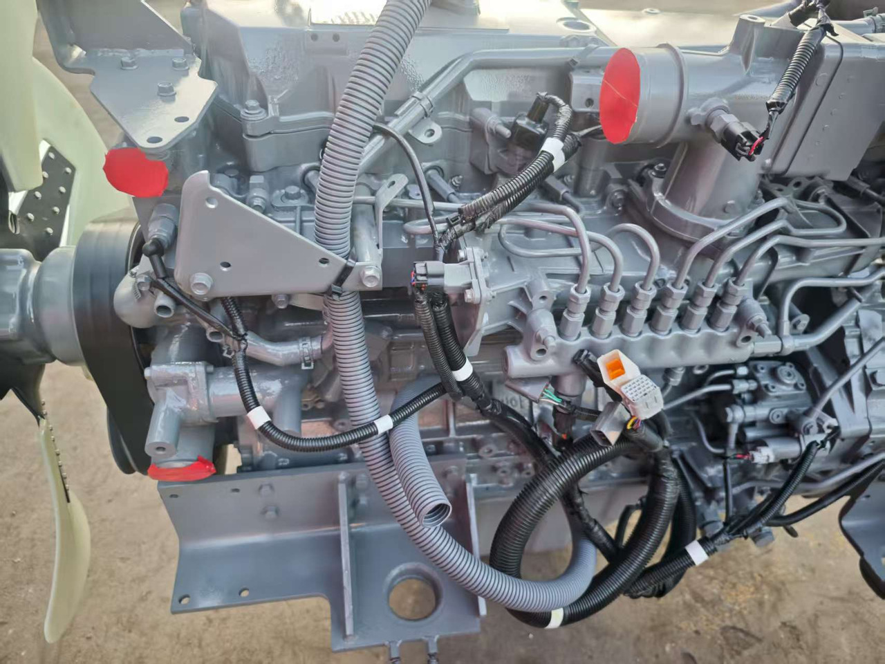 ISUZU 6HK1 - Motor - Minikotró: 5 kép. ISUZU 6HK1 - Motor - Minikotró: 5 kép.