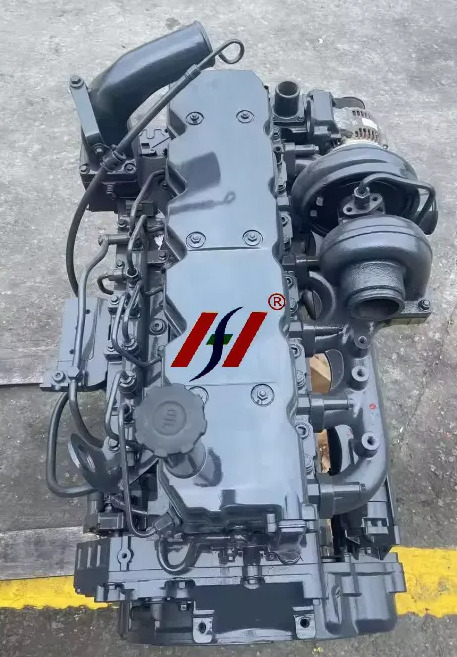 KOMATSU 6D107E - Motor - Kotrógép: 4 kép. KOMATSU 6D107E - Motor - Kotrógép: 4 kép.