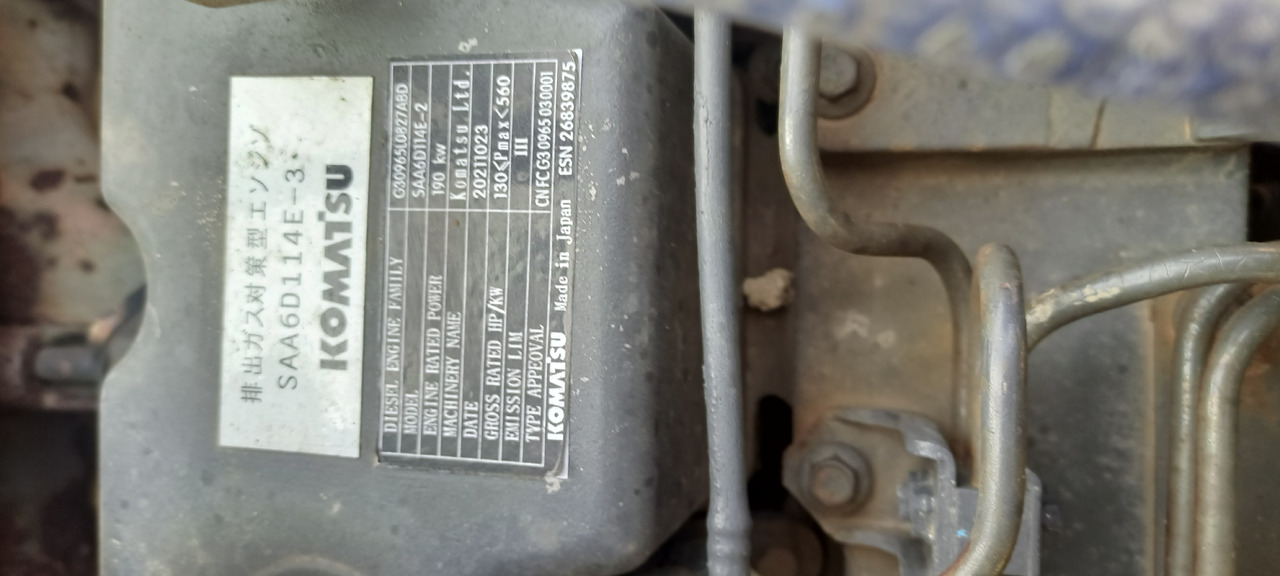 KOMATSU 6D114E - Motor - Kotrógép: 4 kép. KOMATSU 6D114E - Motor - Kotrógép: 4 kép.
