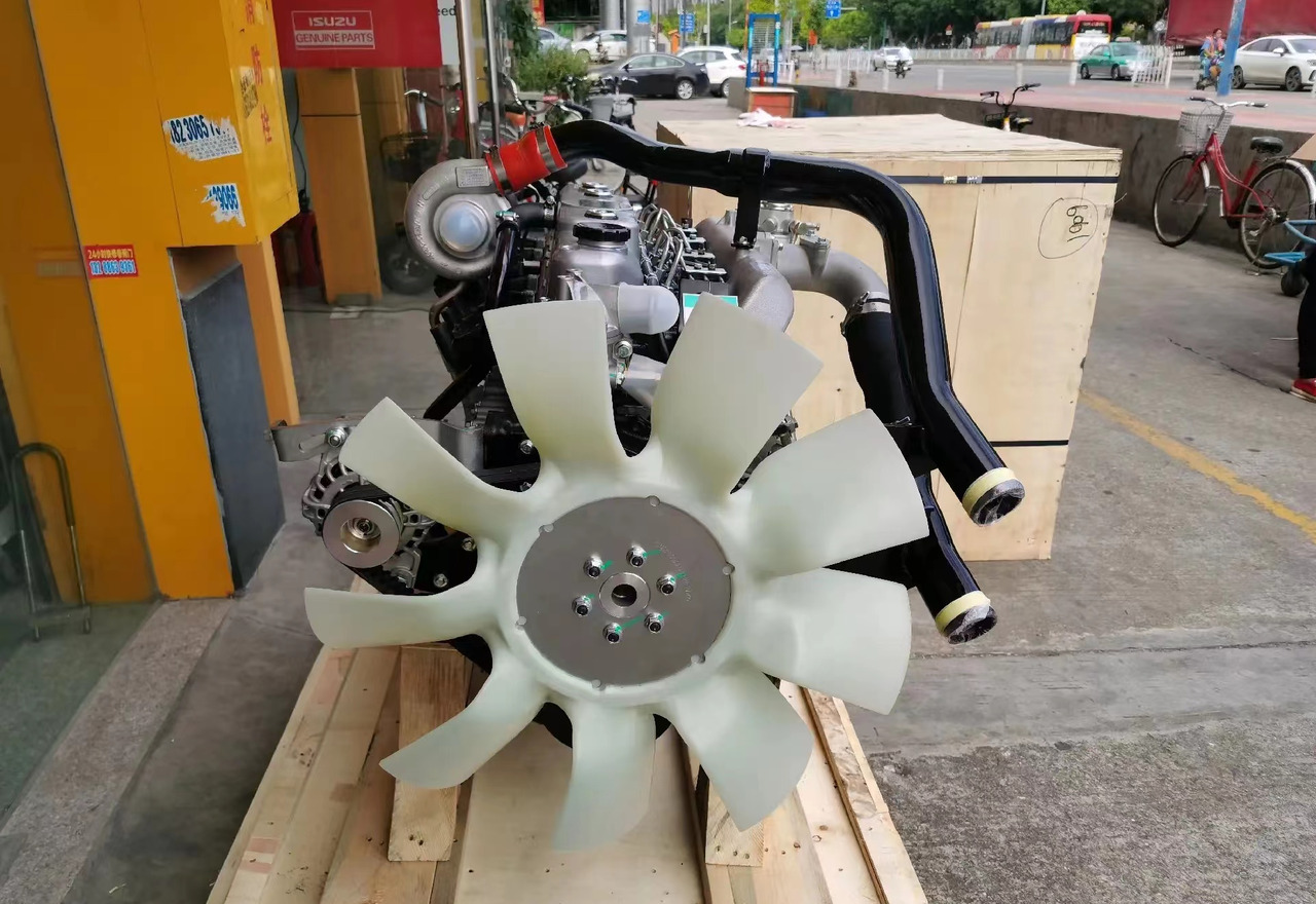 MITSUBISHI 6D34 - Motor - Kotrógép: 2 kép. MITSUBISHI 6D34 - Motor - Kotrógép: 2 kép.