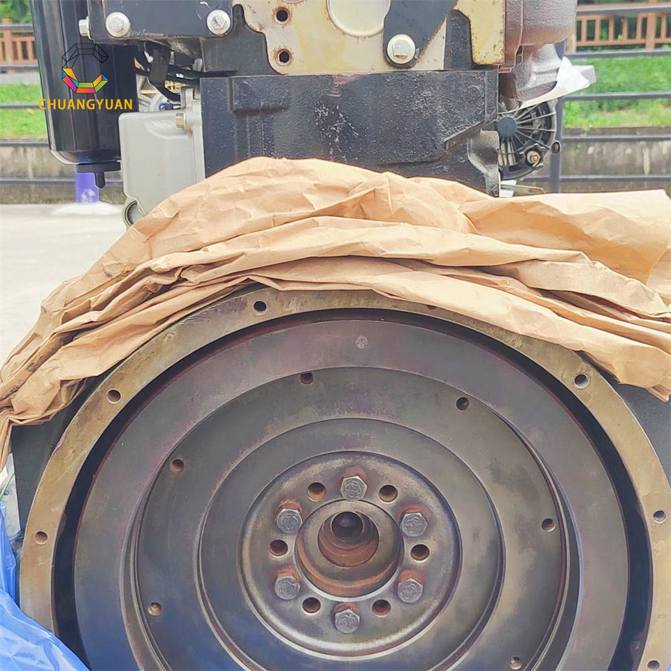 PERKINS 1104C-44T - Motor - Kotrógép: 2 kép. PERKINS 1104C-44T - Motor - Kotrógép: 2 kép.