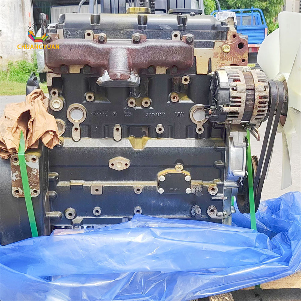 PERKINS 1104C-44T - Motor - Kotrógép: 2 kép. PERKINS 1104C-44T - Motor - Kotrógép: 2 kép.