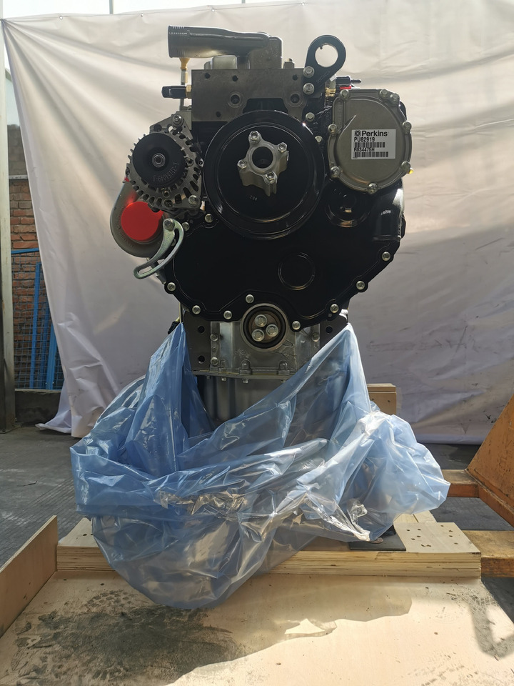 PERKINS 1106D-70TA - Motor - Kotrógép: 5 kép. PERKINS 1106D-70TA - Motor - Kotrógép: 5 kép.