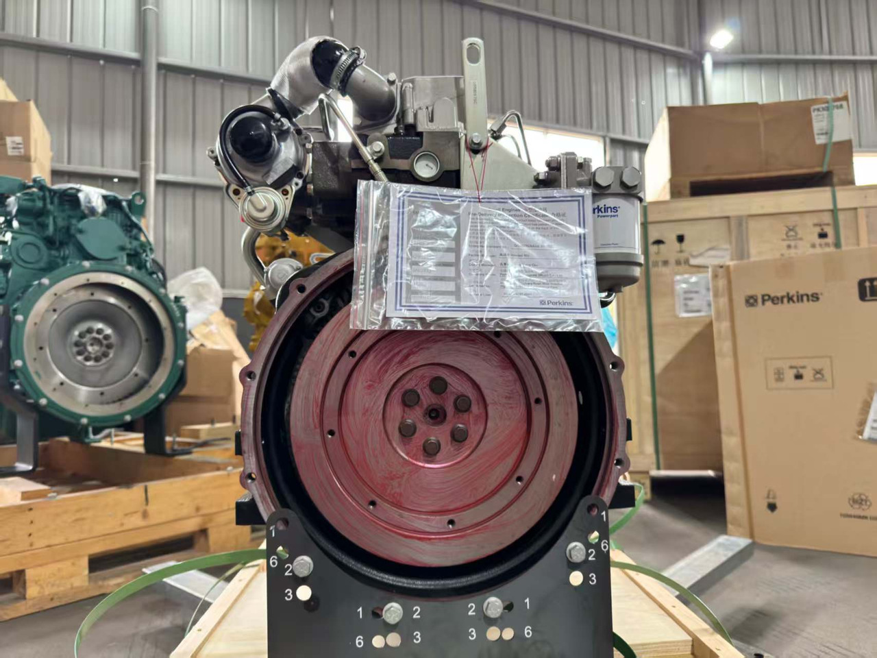 PERKINS 404D-22T - Motor - Kotrógép: 2 kép. PERKINS 404D-22T - Motor - Kotrógép: 2 kép.