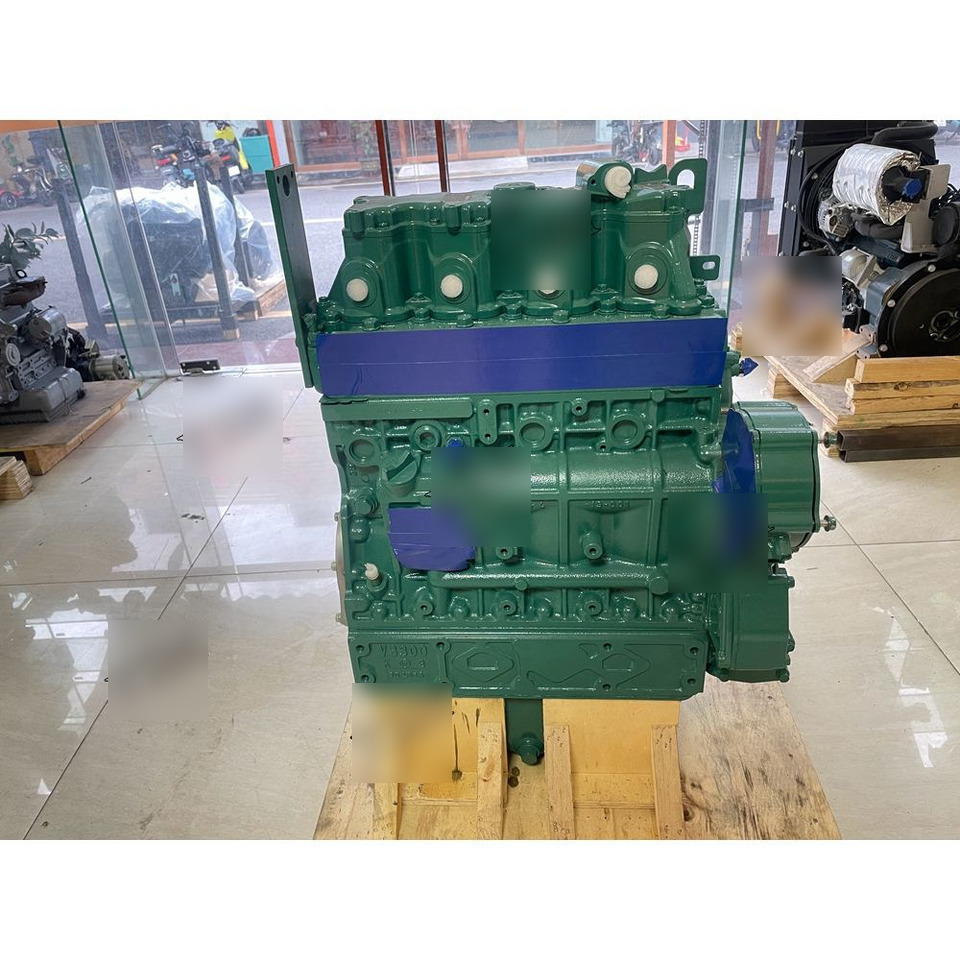 VOLVO D3.8E - Motor - Kotrógép: 3 kép. VOLVO D3.8E - Motor - Kotrógép: 3 kép.