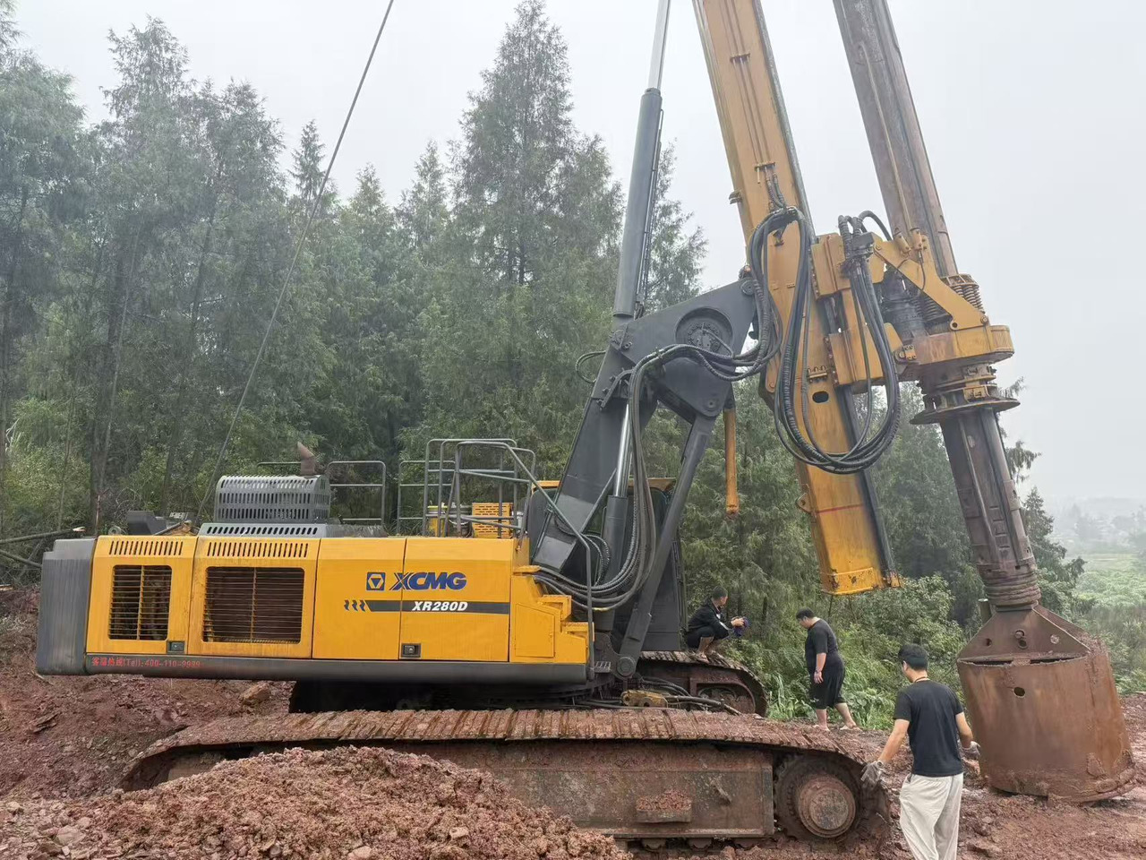 XCMG XCMG XR280D - Darus autó: 3 kép. XCMG XCMG XR280D - Darus autó: 3 kép.