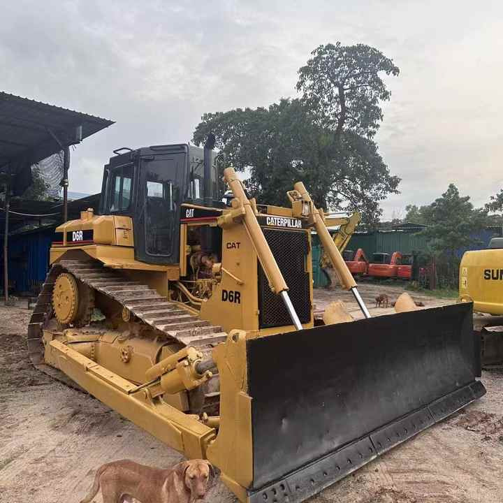 100% Original Caterpillar D6r Bulldozer with Cabin on Sale Used Original Japan Brand Catd6r Crawler Bulldozer High Performance - Buldózer: 5 kép. 100% Original Caterpillar D6r Bulldozer with Cabin on Sale Used Original Japan Brand Catd6r Crawler Bulldozer High Performance - Buldózer: 5 kép.