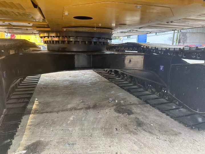 95% New Well Maintained Low Working Hours Used Excavator CAT320D CAT320d Used Excavator for Sale at the Lowest Price - Lánctalpas kotró: 5 kép. 95% New Well Maintained Low Working Hours Used Excavator CAT320D CAT320d Used Excavator for Sale at the Lowest Price - Lánctalpas kotró: 5 kép.