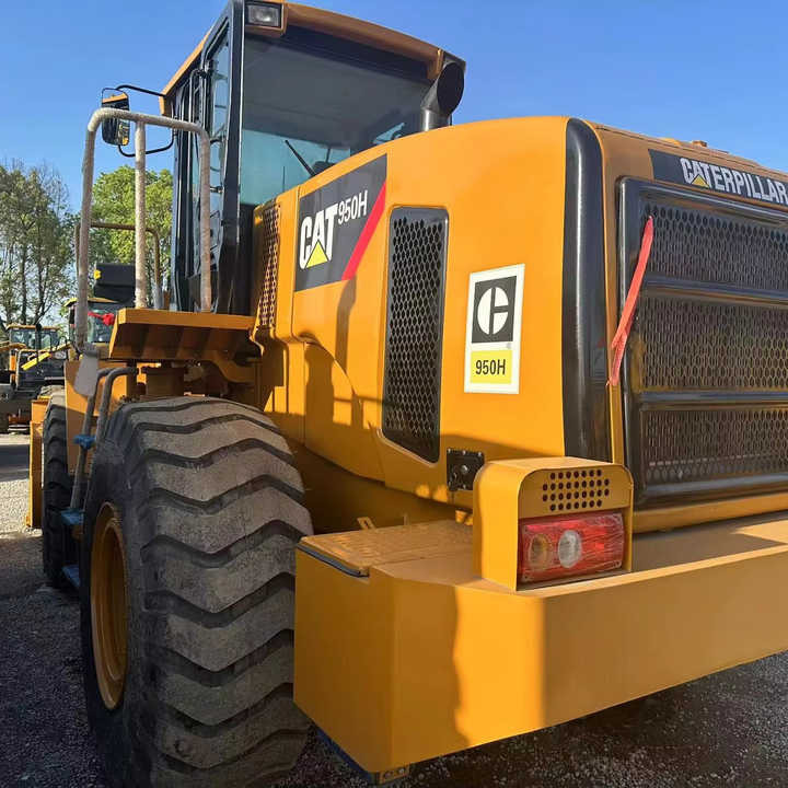 CAT Used/second Hand 950H Front Loader , CAT 950H Wheel Loader for Sale , Original Equipments in Stock for Sale - Gumikerekes homlokrakodó: 1 kép. CAT Used/second Hand 950H Front Loader , CAT 950H Wheel Loader for Sale , Original Equipments in Stock for Sale - Gumikerekes homlokrakodó: 1 kép.