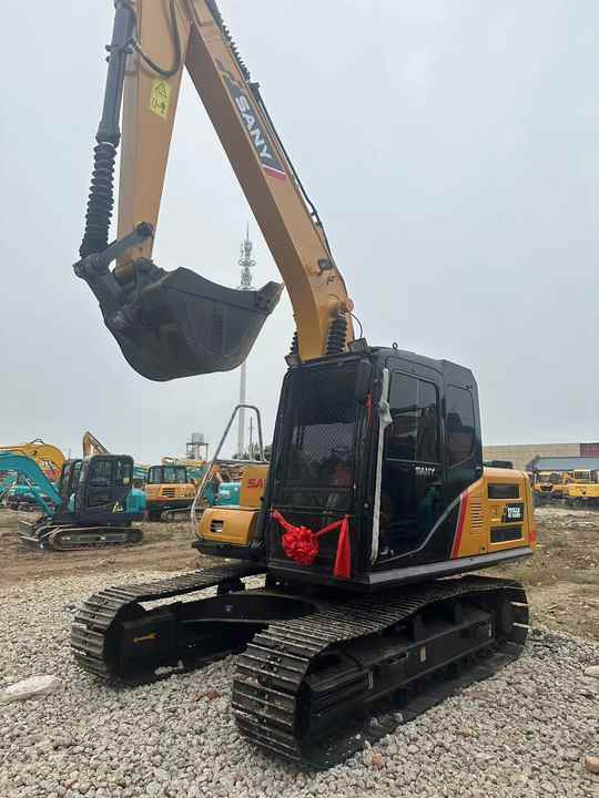 China Brand Used Sany China Brand Used Sany Sy155c Mini Excavator 6ton Crawler Earth Digger Machine for Sale - Lánctalpas kotró: 5 kép. China Brand Used Sany China Brand Used Sany Sy155c Mini Excavator 6ton Crawler Earth Digger Machine for Sale - Lánctalpas kotró: 5 kép.