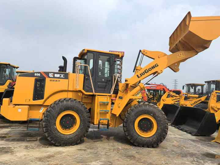 China Famous Brand LiuGong Medium-sized Used Wheel Loader LiuGong 856N Loader for Earthmoving, Mining, Construction for Sale - Gumikerekes homlokrakodó: 5 kép. China Famous Brand LiuGong Medium-sized Used Wheel Loader LiuGong 856N Loader for Earthmoving, Mining, Construction for Sale - Gumikerekes homlokrakodó: 5 kép.