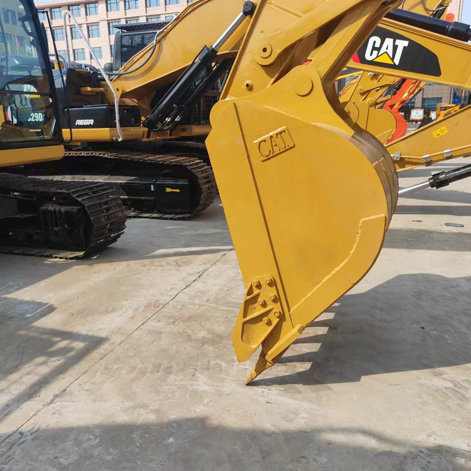 CATERPILLAR Used CAT 320GC Excavator for Sale - Építőipari gépek: 2 kép. CATERPILLAR Used CAT 320GC Excavator for Sale - Építőipari gépek: 2 kép.