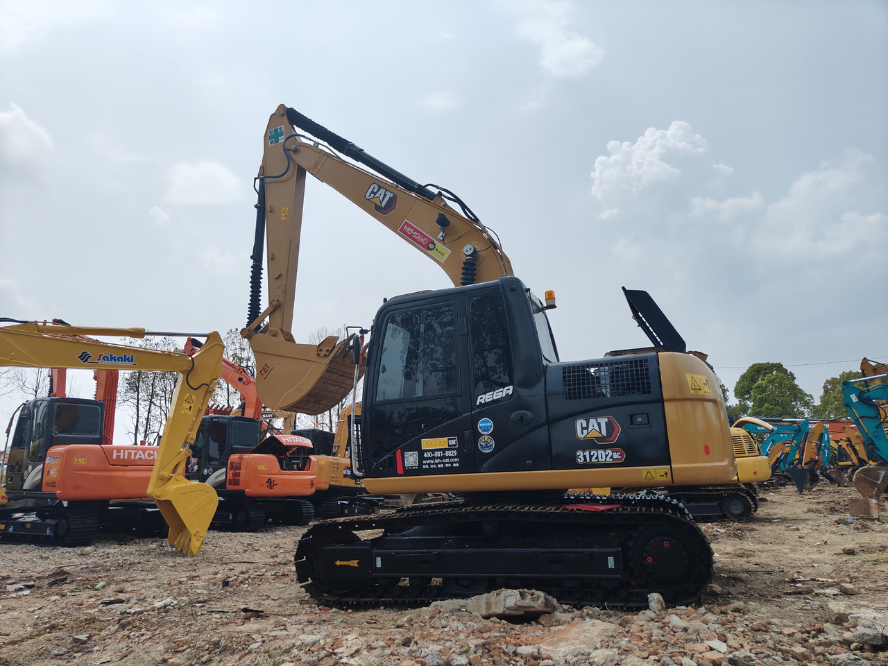 CATERPILLAR second-hand excavator CAT312D - Építőipari gépek: 4 kép. CATERPILLAR second-hand excavator CAT312D - Építőipari gépek: 4 kép.