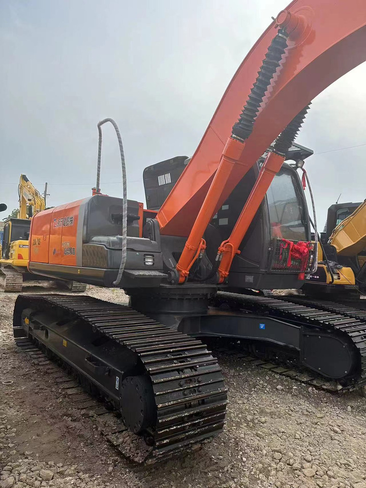 HITACHI Used Excavator EX240-3G second-hand - Építőipari gépek: 2 kép. HITACHI Used Excavator EX240-3G second-hand - Építőipari gépek: 2 kép.