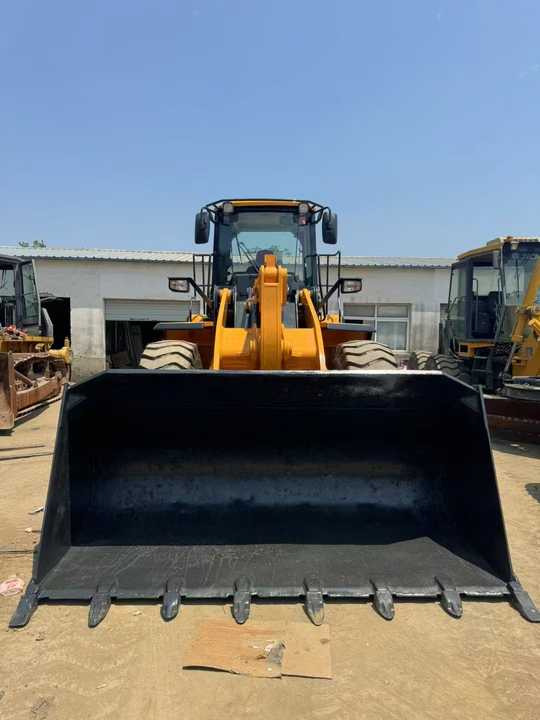 Famous Chinese Brand Second Hand LiuGong Front LoaderConstruction Machinery Used LiuGong 956H Wheel Loader Hot Selling - Gumikerekes homlokrakodó: 3 kép. Famous Chinese Brand Second Hand LiuGong Front LoaderConstruction Machinery Used LiuGong 956H Wheel Loader Hot Selling - Gumikerekes homlokrakodó: 3 kép.