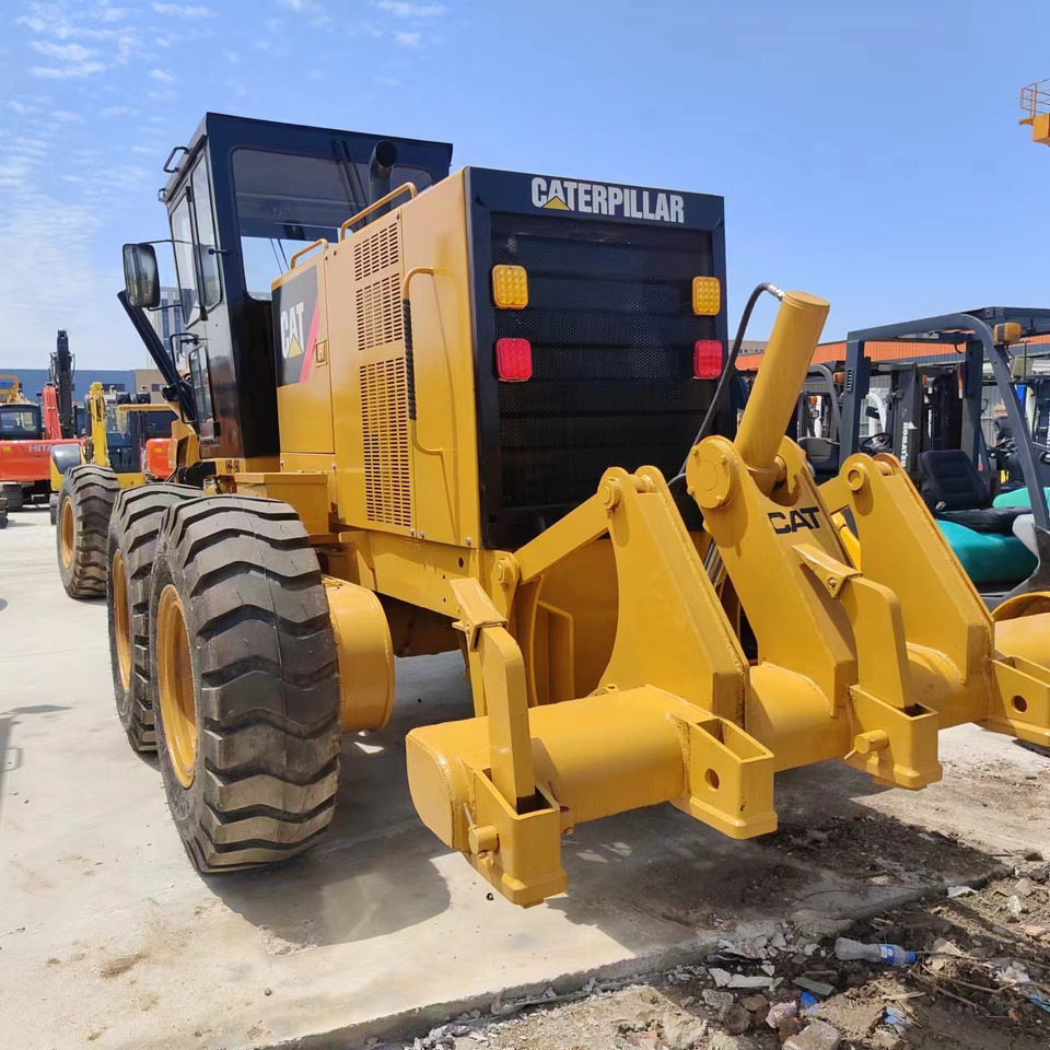 GRADER CAT 140G GRADER | Ideal for Mining & Demolition | Global Export & COD Accepted - Gréder: 5 kép. GRADER CAT 140G GRADER | Ideal for Mining & Demolition | Global Export & COD Accepted - Gréder: 5 kép.