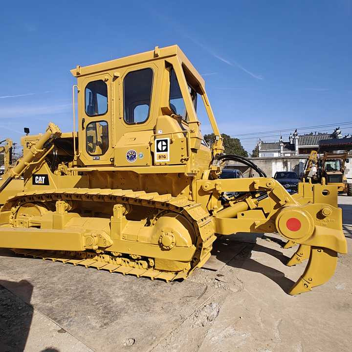 Good Condition Caterpillar CATD7G Original Japan Used Crawler Dozer Used CAT D6 D7 D10 Second Hand Bulldozers for Sale - Buldózer: 1 kép. Good Condition Caterpillar CATD7G Original Japan Used Crawler Dozer Used CAT D6 D7 D10 Second Hand Bulldozers for Sale - Buldózer: 1 kép.