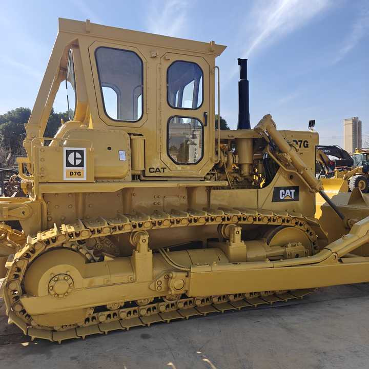 Good Condition Caterpillar CATD7G Original Japan Used Crawler Dozer Used CAT D6 D7 D10 Second Hand Bulldozers for Sale - Buldózer: 3 kép. Good Condition Caterpillar CATD7G Original Japan Used Crawler Dozer Used CAT D6 D7 D10 Second Hand Bulldozers for Sale - Buldózer: 3 kép.
